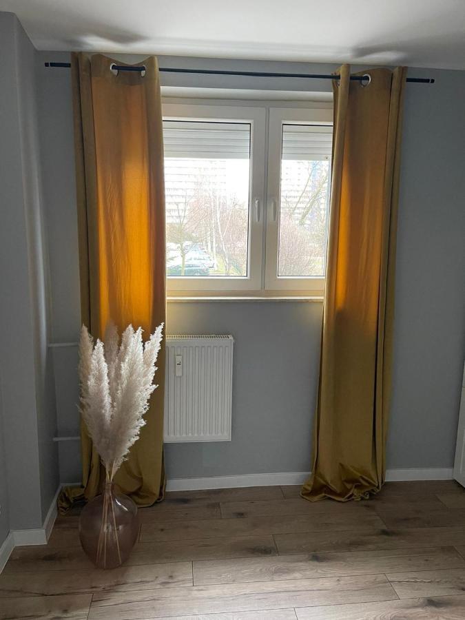 カトヴィツェPrzestronny Apartament 5 Min Od Centrum Katowic.アパートメント エクステリア 写真