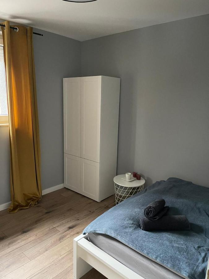 カトヴィツェPrzestronny Apartament 5 Min Od Centrum Katowic.アパートメント エクステリア 写真