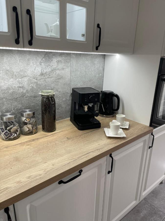 カトヴィツェPrzestronny Apartament 5 Min Od Centrum Katowic.アパートメント エクステリア 写真